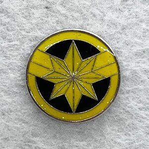 🔮 5/$25‎ Disney Marvel Pride Collection Captain Marvel Pin